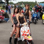 Scootergirls!